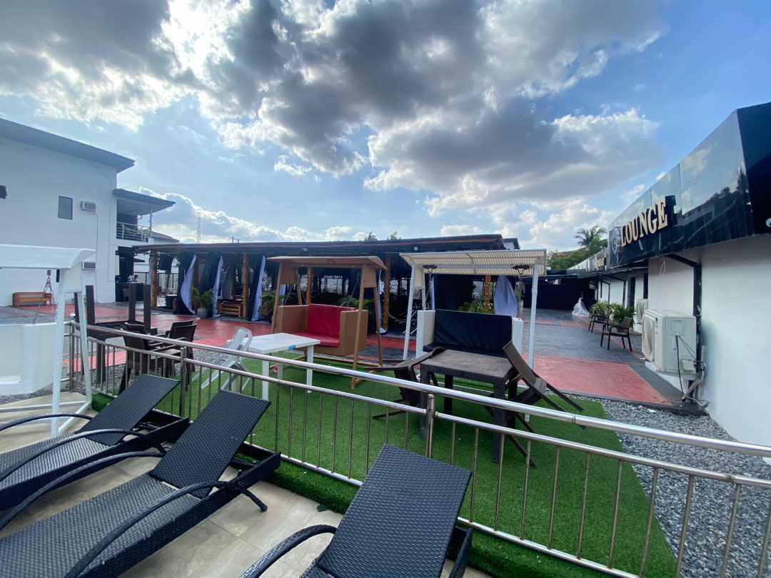 Premium Outdoor Bar